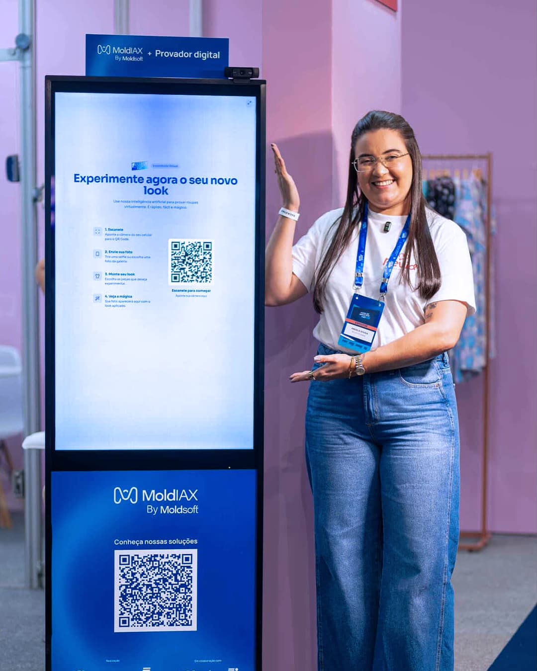 Totem TRY-ON em ponto de venda